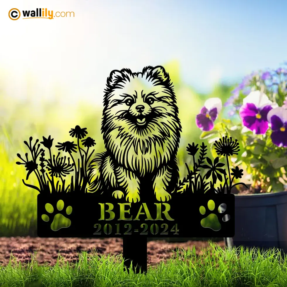 Pomeranian for Dog Lovers – Personalized Memorial Stake, Address Sign, LED Decor, Clock & More | Wallily